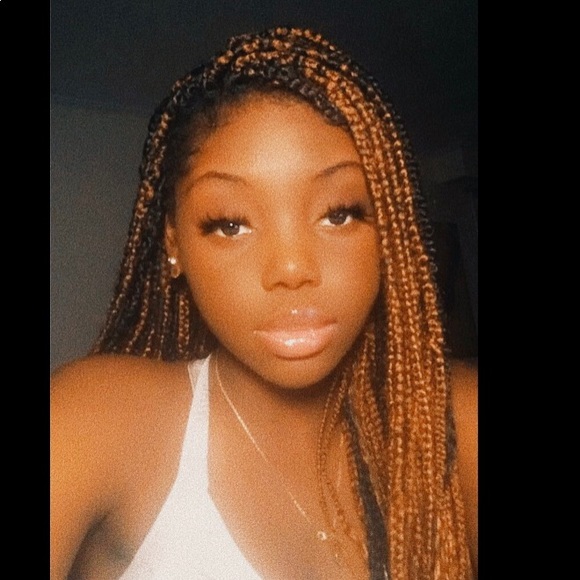 Meet your Posher, Promise - Picture 1 of 1